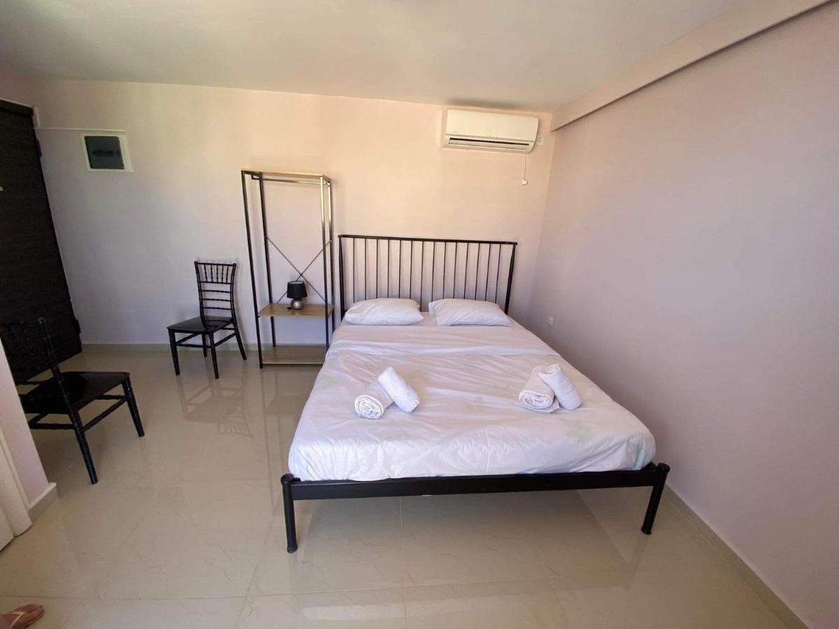 Apartamento Lavrio 1Bdr Penthouse 7 Min On Foot From The Port Exterior foto
