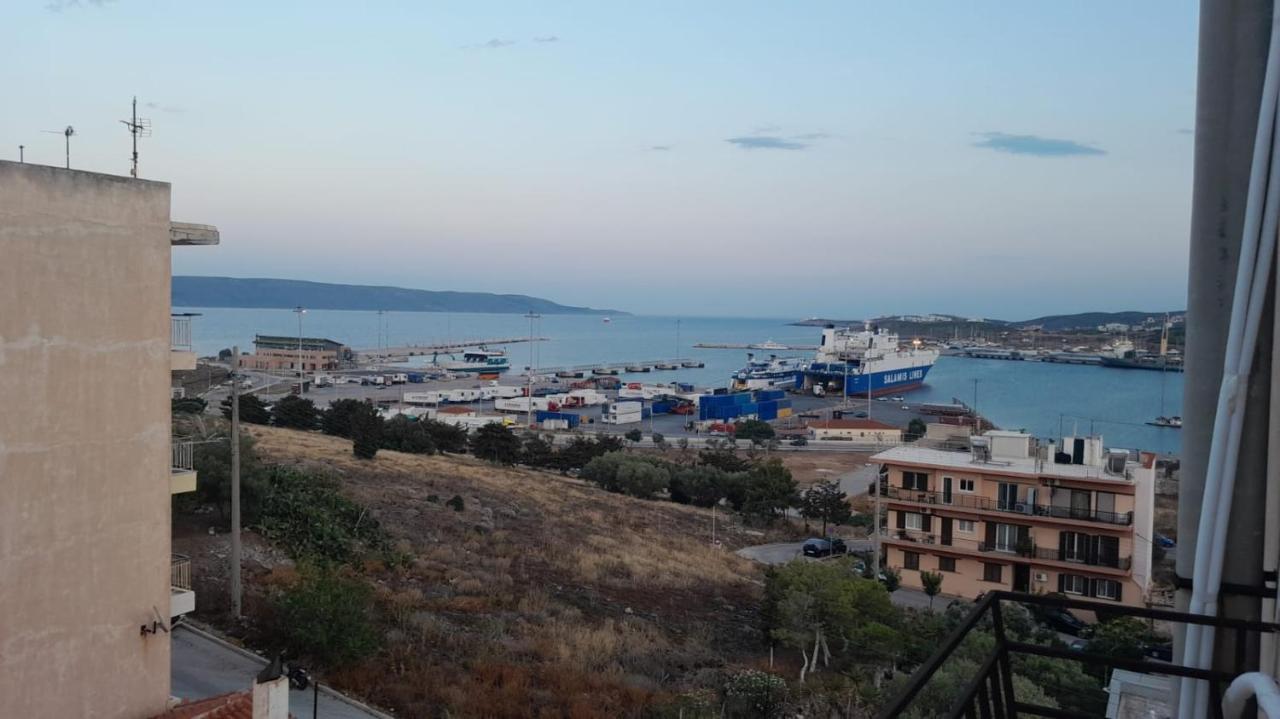 Apartamento Lavrio 1Bdr Penthouse 7 Min On Foot From The Port Exterior foto